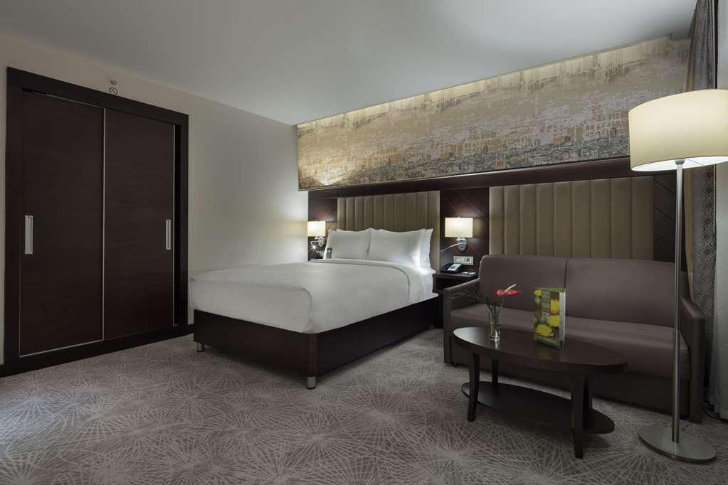 מלון Doubletree By Hilton Umraniye