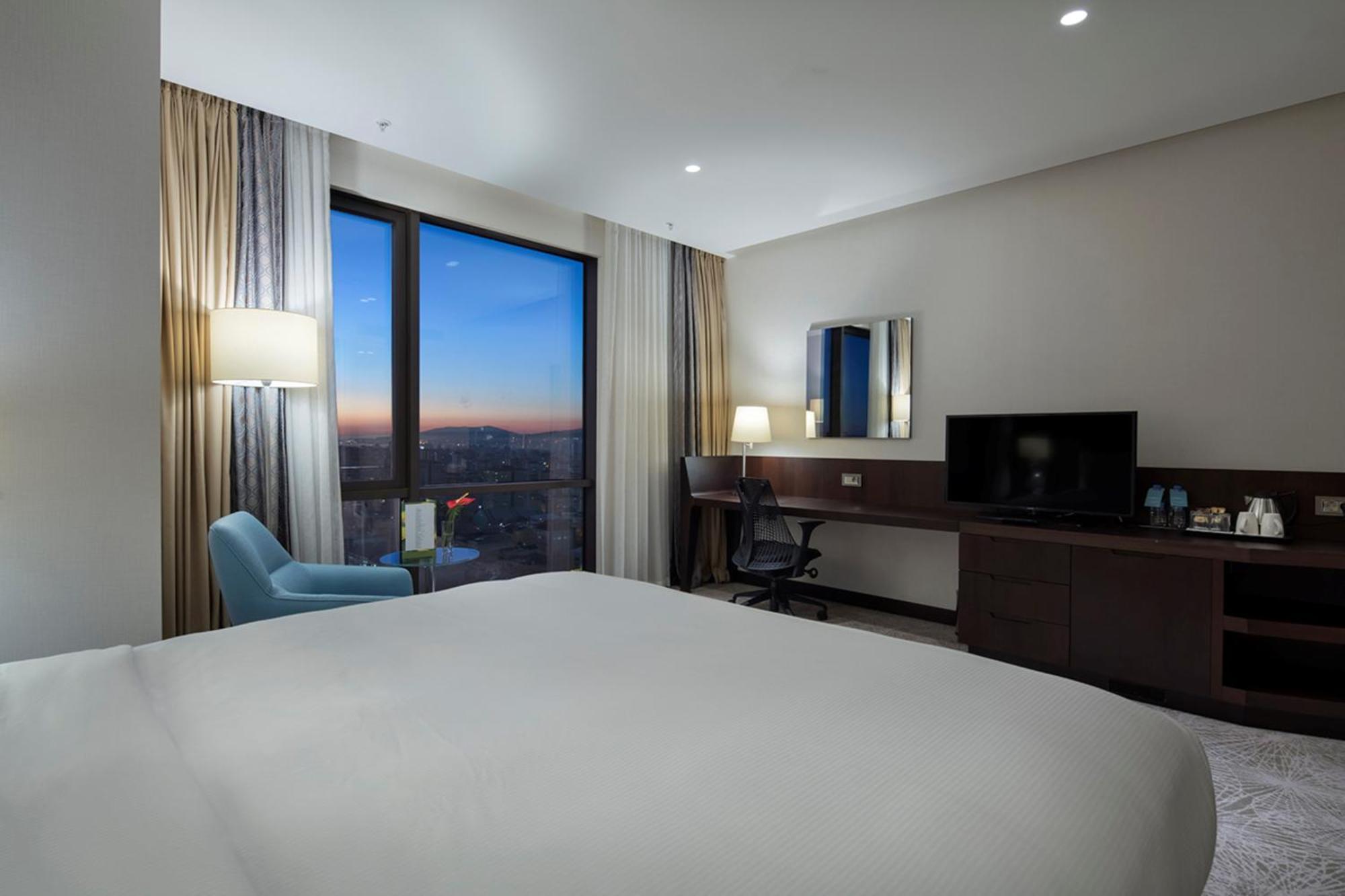 מלון Doubletree By Hilton Umraniye