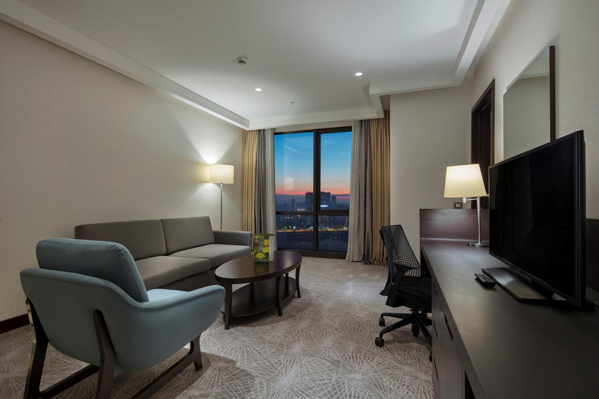 Doubletree By Hilton Umraniye