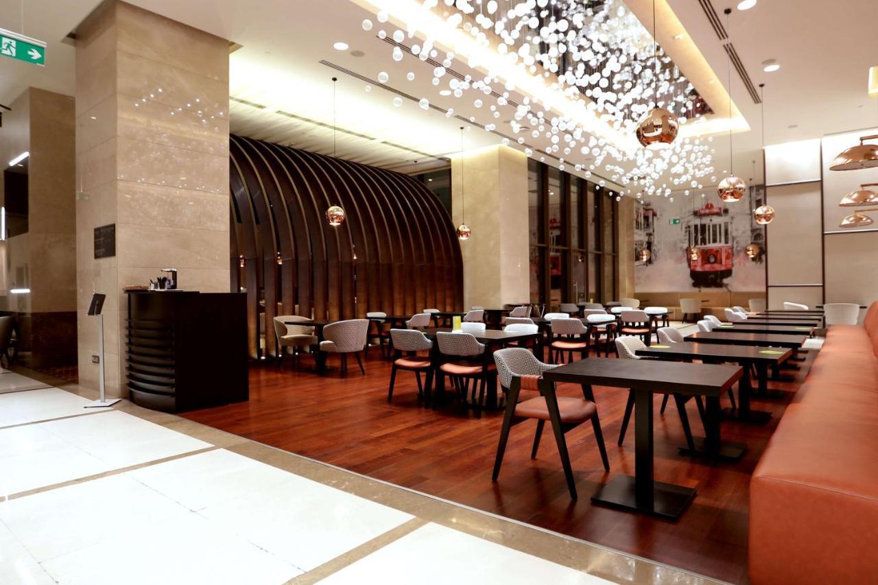 Doubletree By Hilton Umraniye מלון