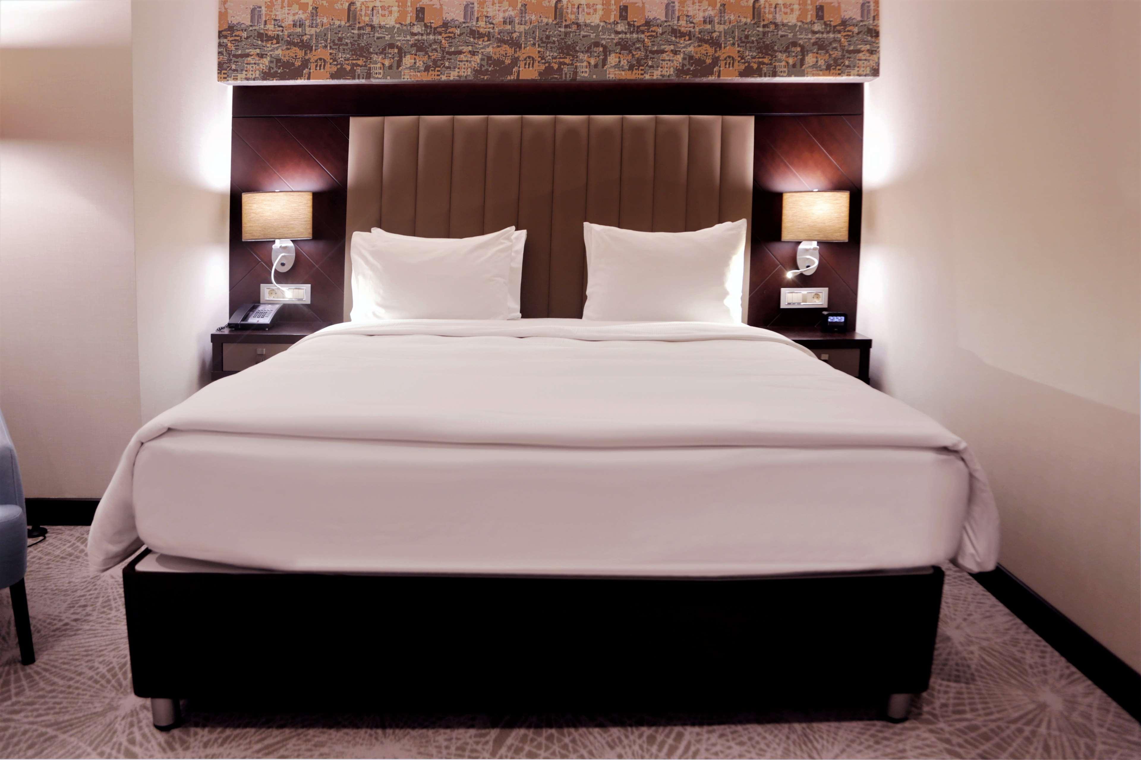 Отель Doubletree By Hilton Umraniye